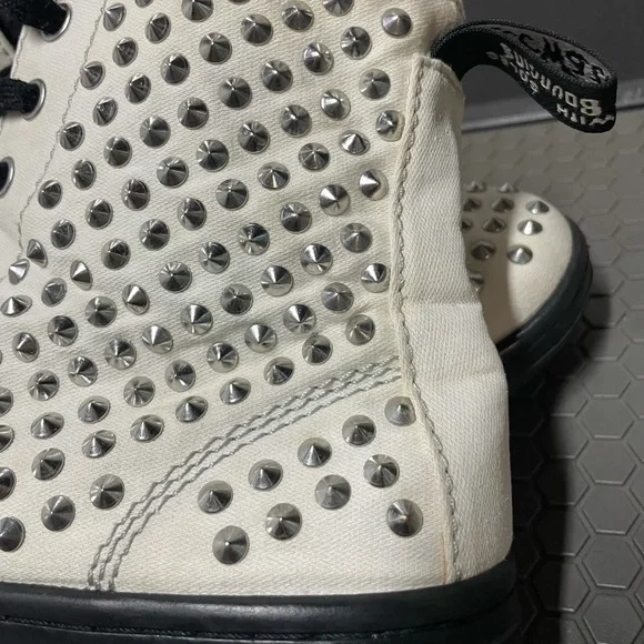 Dr. Martens Shorestud white spiked canvas shoes - Picture 11 of 16
